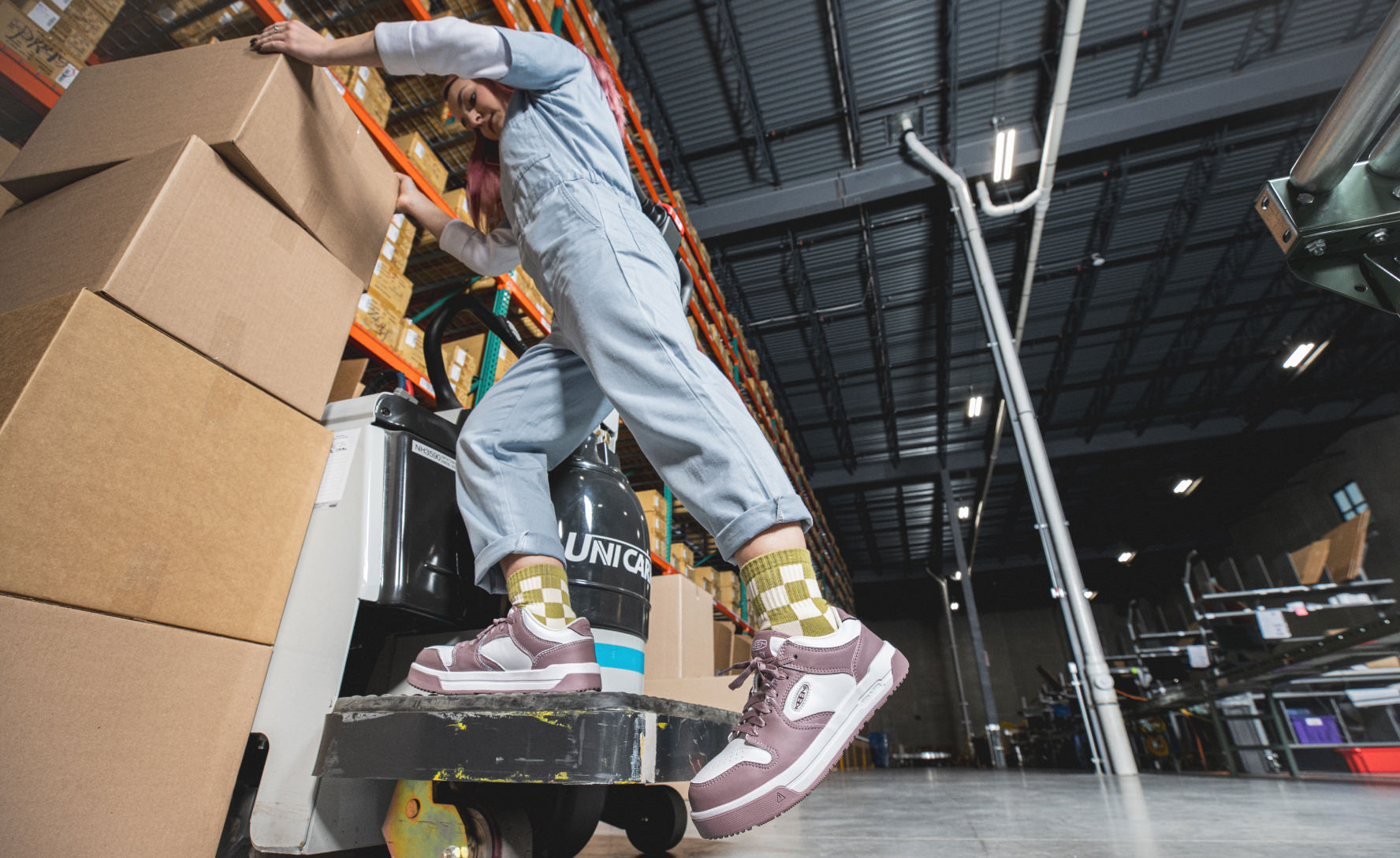 Women's Overton Work Shoe (Carbon Toe) | Star White/Black - Image 8