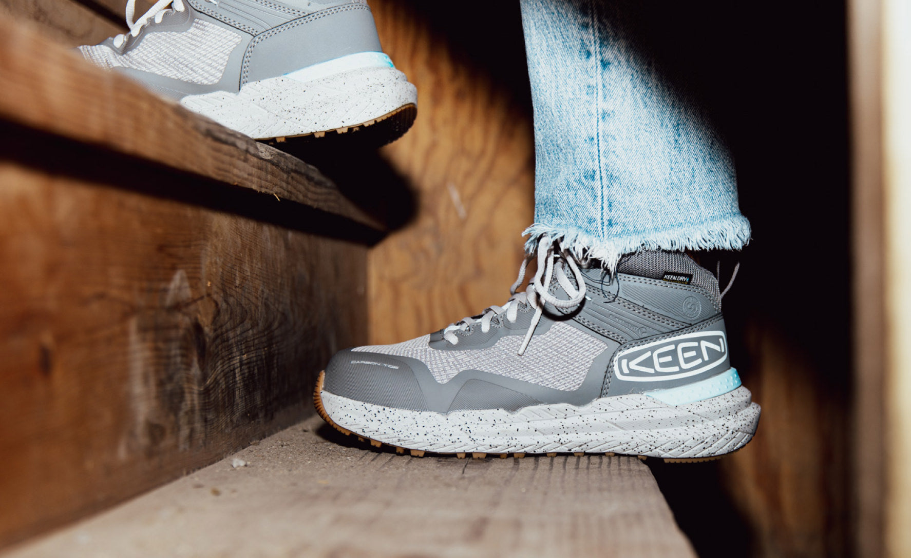 Women's Synchro Waterproof Work Boot (Carbon Toe) | Steel Grey/Gum - Image 7