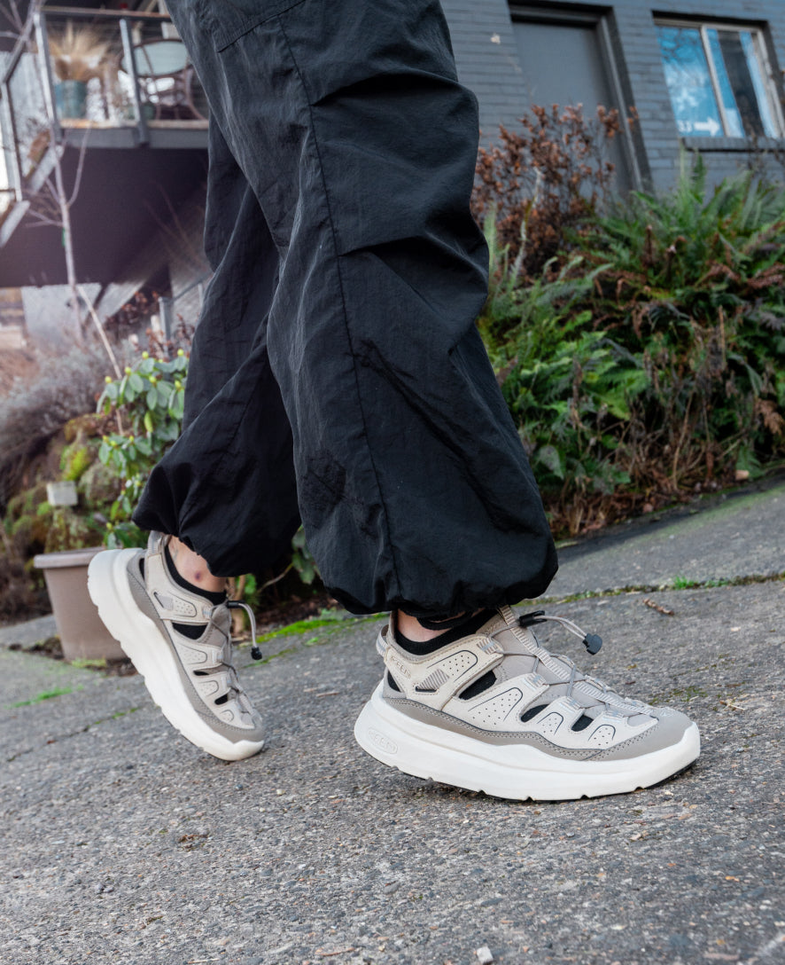 Women's WK450 Walking Sandal | Black/Black - Image 8